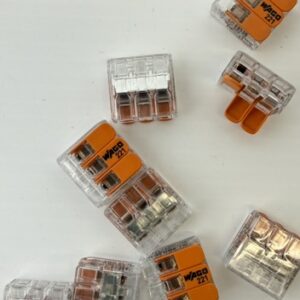 Wago liitin 3 napainen